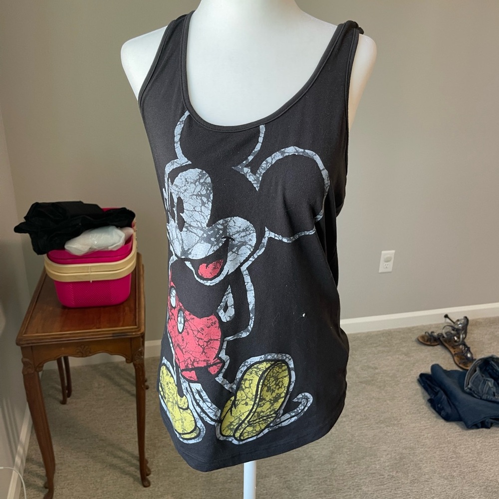 3/$20 Mickey Mouse 🐭 Tank